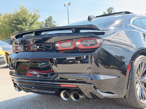 Used 2024 Chevrolet Camaro ZL1 RWD image 9