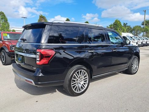 Certified 2022 Ford Expedition Platinum image 7