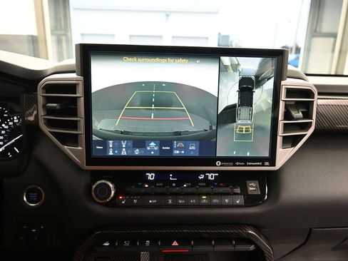 Used 2023 Toyota Tundra Limited image 18