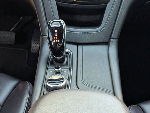 Used 2022 Cadillac XT6 Premium Luxury image 19