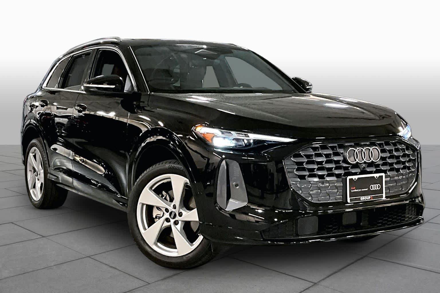 Certified 2025 Audi Q5 Premium w/ Premium Plus AWD/4WD image 3