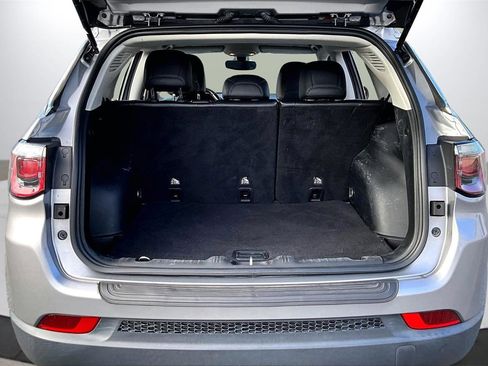 Certified 2019 Jeep Compass Latitude w/ Cold Weather Group image 22