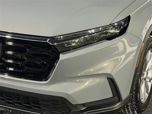 Used 2025 Honda CR-V EX image 10