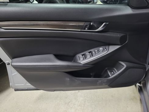 Used 2022 Honda Accord Sport image 18