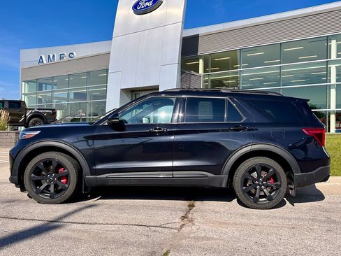 Used 2023 Ford Explorer ST w/ Equipment Group 401A AWD/4WD image 3