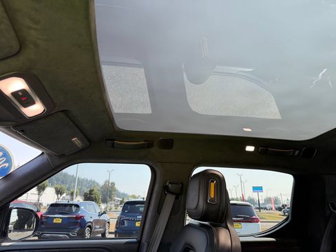 Used 2022 Rivian R1T Launch Edition AWD/4WD image 17