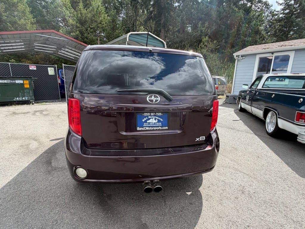 Used 2009 Scion xB FWD image 20