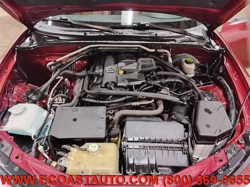 Used 2008 MAZDA MX-5 Miata Grand Touring RWD image 8