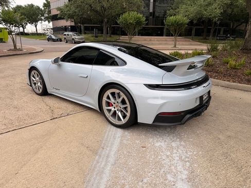 Used 2026 Porsche 911 Carrera GTS RWD image 3