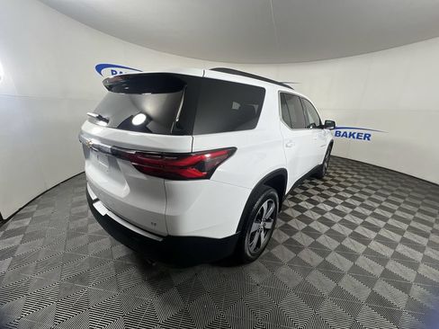 Certified 2023 Chevrolet Traverse LT w/ LT Premium Package AWD/4WD image 9