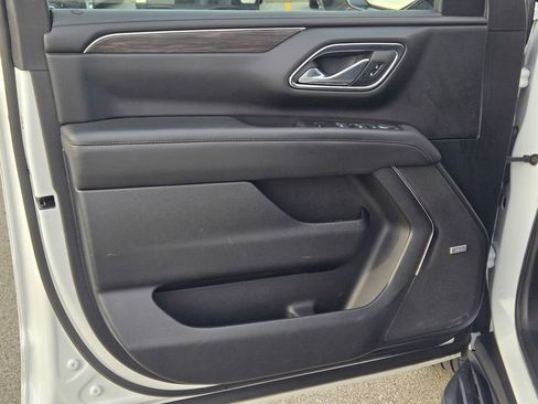 Used 2024 Chevrolet Tahoe LT image 32