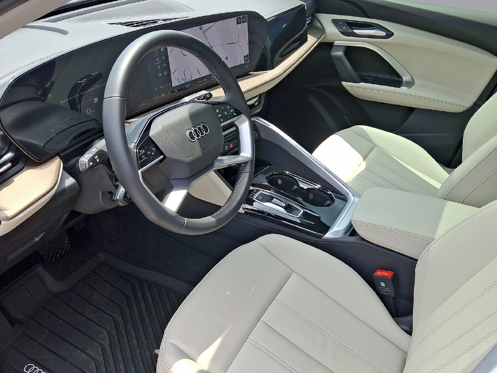 Used 2025 Audi Q5 Premium AWD/4WD image 17