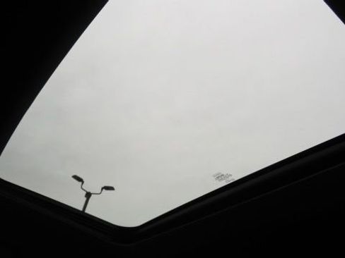 Used 2017 Ford Explorer XLT w/ Equipment Group 202A image 27