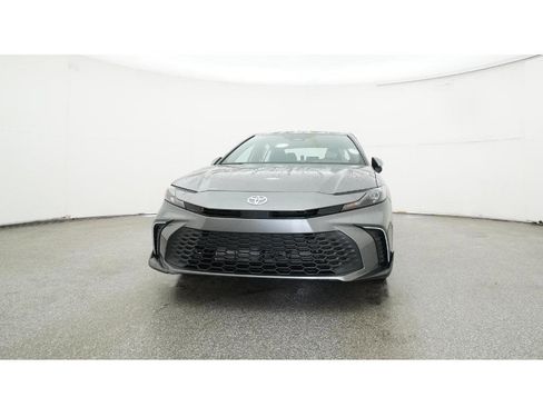 Used 2026 Toyota Camry SE w/ Convenience Package FWD image 31