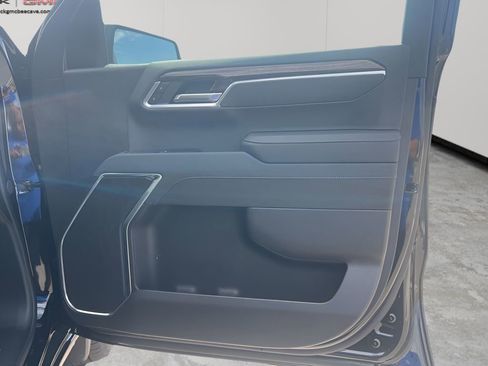 New 2026 GMC Sierra 1500 Elevation image 13