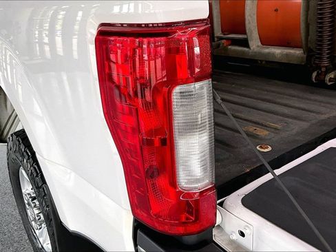 Used 2017 Ford F350 XLT w/ XLT Value Package AWD/4WD image 20
