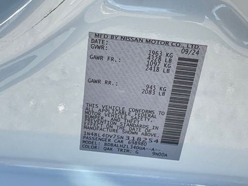 Used 2025 Nissan Altima 2.5 SV image 29