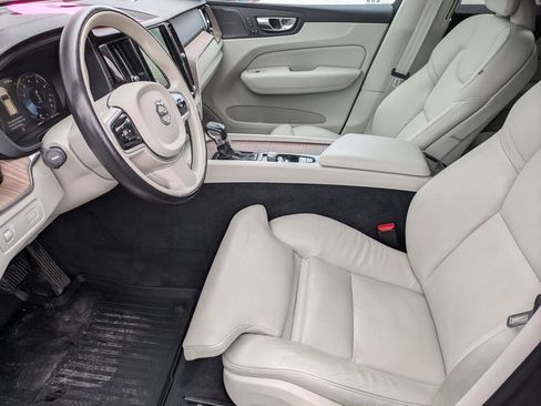 Used 2019 Volvo XC60 T5 Inscription w/ Protection Package Premier AWD/4WD image 19