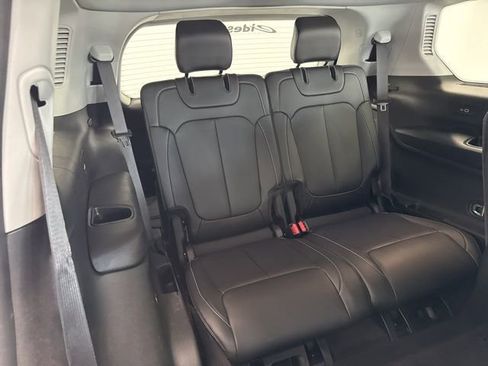 Used 2021 Jeep Grand Cherokee L Limited image 34