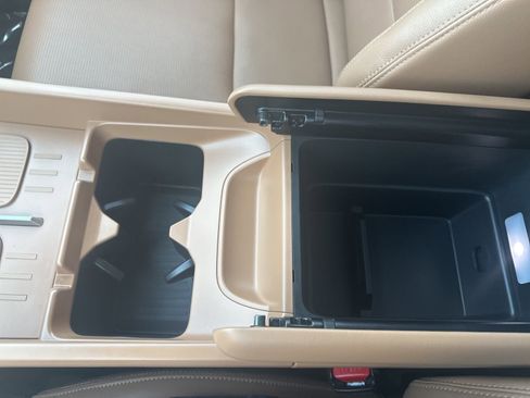 Used 2025 Hyundai Santa Fe Limited image 23