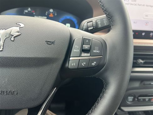 New 2025 Ford Bronco Sport Outer Banks w/ Sasquatch Outer Banks Package image 10