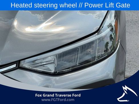 Certified 2025 Ford Escape ST-Line Select AWD/4WD image 33