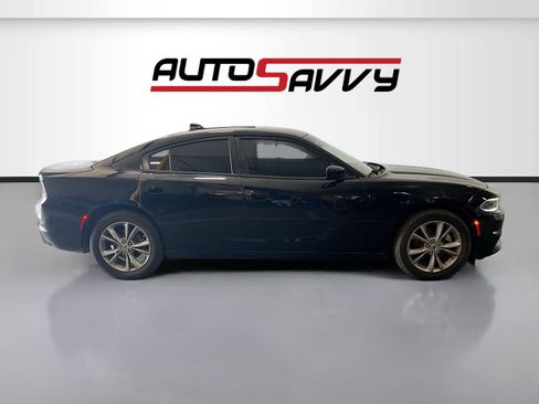 Used 2022 Dodge Charger SXT AWD/4WD image 8