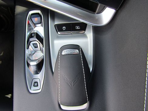 Used 2024 Chevrolet Corvette Z06 RWD image 18