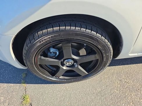 Used 2013 Nissan Cube 1.8 S w/ Interior Designer Pkg image 36