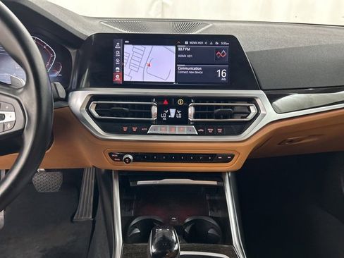 Used 2022 BMW 330i xDrive Sedan w/ Driving Assistance Package image 20