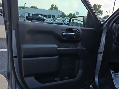 Used 2020 Chevrolet Silverado 1500 Custom image 11