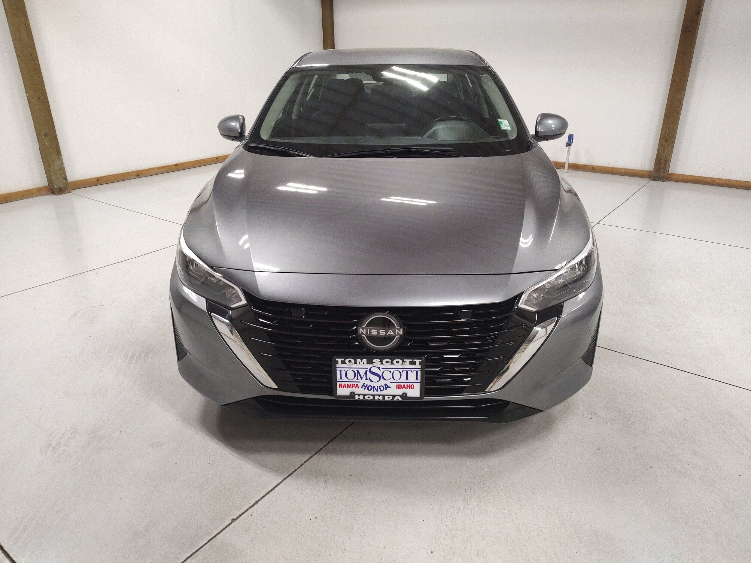 Used 2024 Nissan Sentra SV w/ All-Weather Package FWD image 3