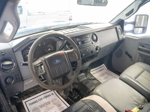 Used 2011 Ford F250 XL w/ Skid Plate Pkg AWD/4WD image 14