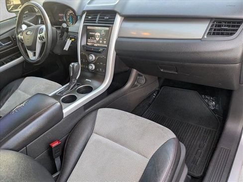 Used 2013 Ford Edge SEL image 22