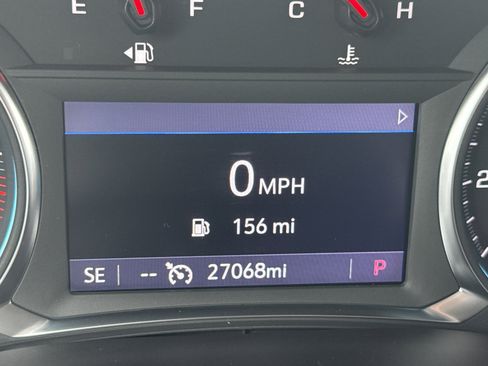 Used 2023 Chevrolet Traverse LT image 23