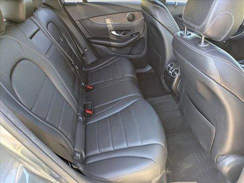 Used 2017 Mercedes-Benz GLC 300 4MATIC image 21