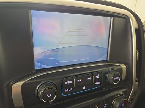 Used 2018 GMC Sierra 1500 SLT AWD/4WD image 21