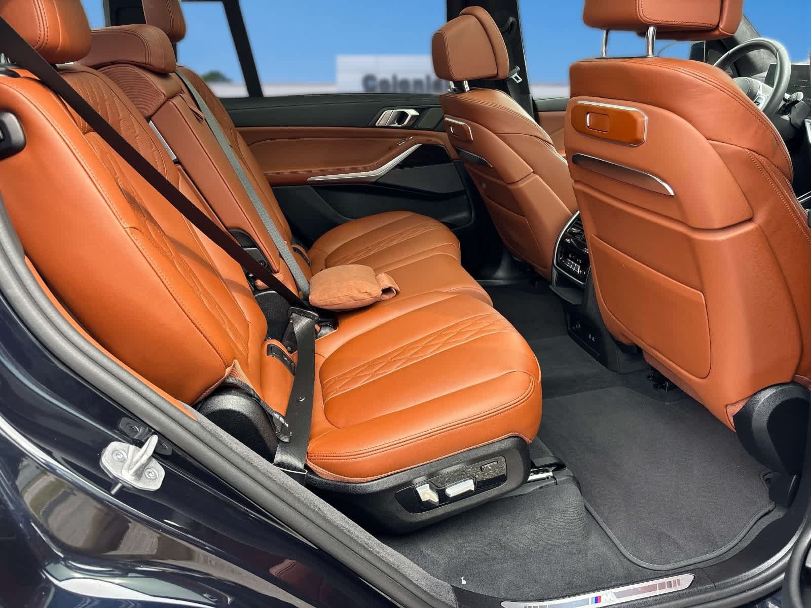 Used 2024 BMW X7 M60i w/ Executive Package AWD/4WD image 18