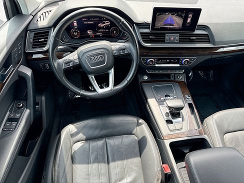 Used 2019 Audi Q5 2.0T Premium Plus w/ Premium Plus Package AWD/4WD image 16