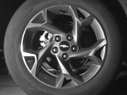 Used 2025 Chevrolet Trax LT FWD image 15