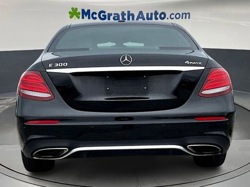 Used 2017 Mercedes-Benz E 300 4MATIC image 6