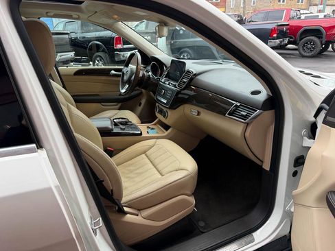 Used 2017 Mercedes-Benz GLE 350 4MATIC image 16