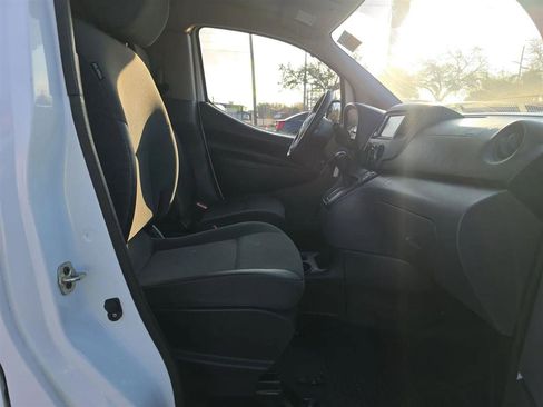 Used 2020 Nissan NV200 S image 13