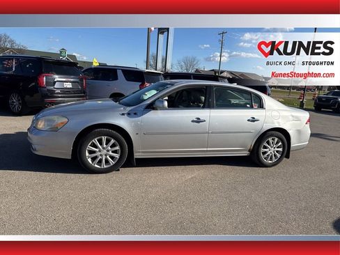 Used 2010 Buick Lucerne CXL image 6