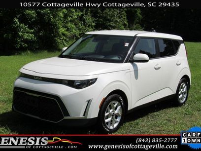 Used 2023 Kia Soul LX w/ LX Technology Package