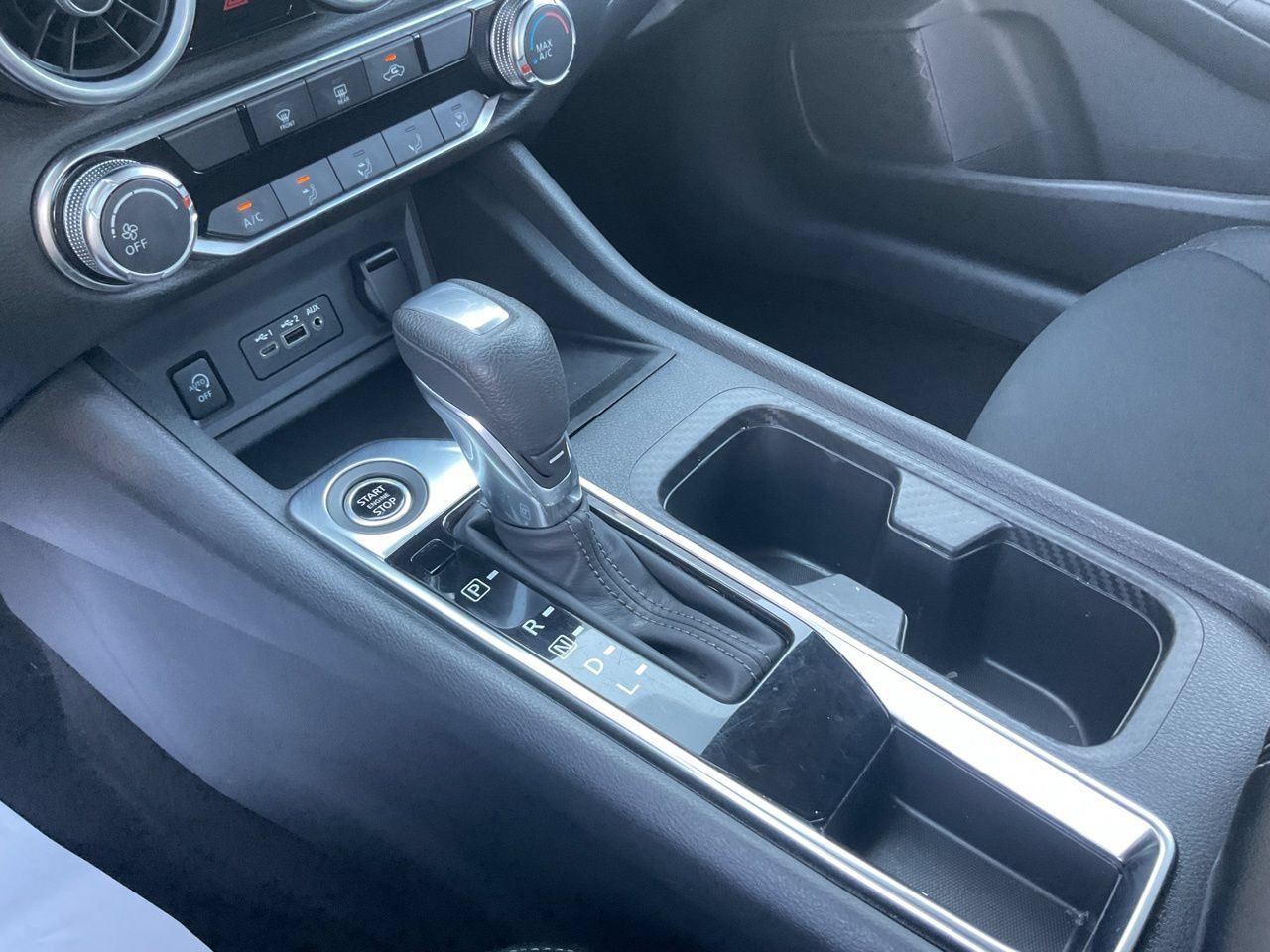 Used 2025 Nissan Sentra SV FWD image 19