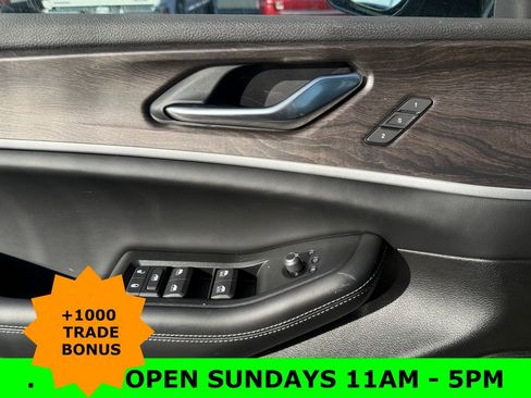 New 2025 Jeep Grand Cherokee Limited image 18