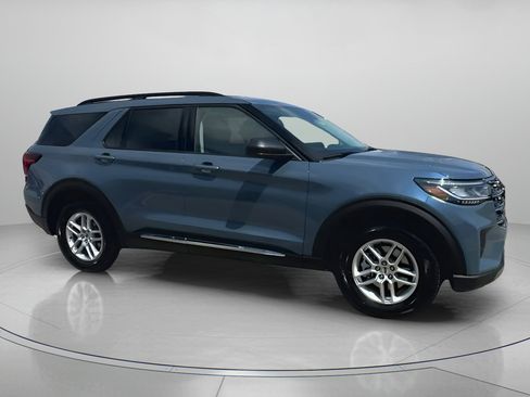 New 2025 Ford Explorer Active w/ Active Comfort Package image 38