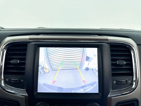 Used 2013 RAM 1500 Laramie w/ Convenience Group image 7