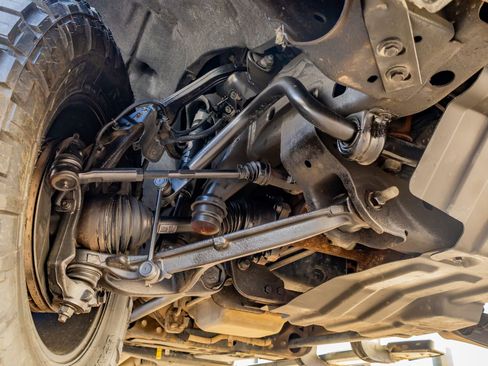 Used 2023 GMC Sierra 3500 Denali image 14